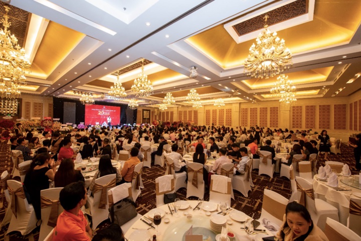 20 năm vạn xuân
